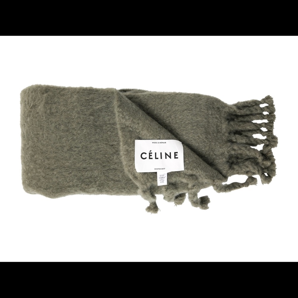 (Final Price) Celine Fall 2017 Blanket + Free Bag!
